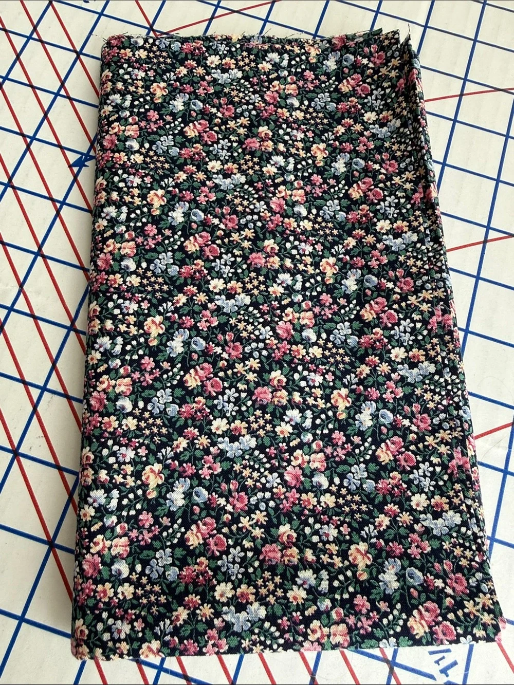 Vintage 1980s 90s Calico Floral Fabric Black Pink Blue 1 Yard x 42